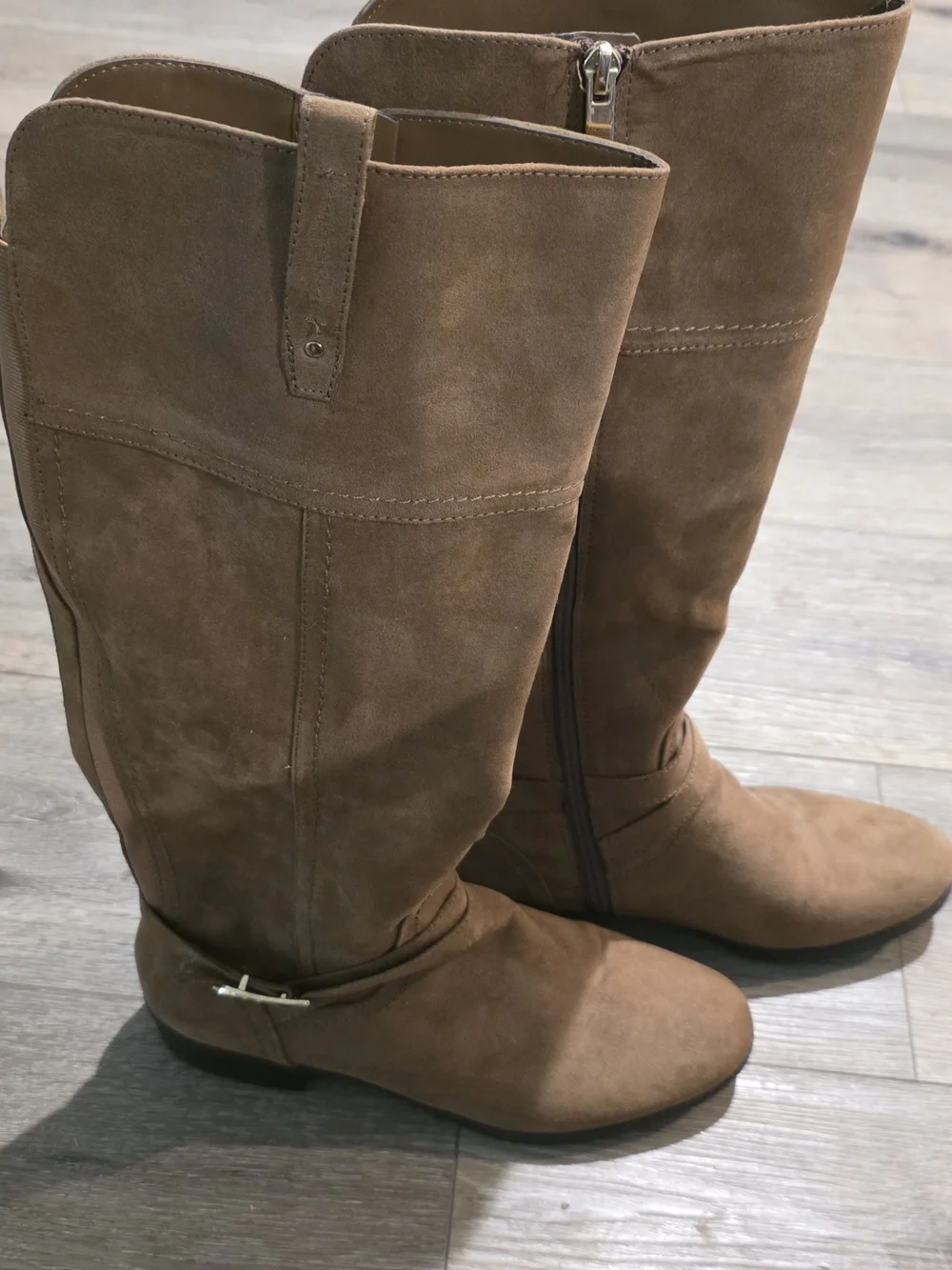 Liz Claiborne Women's Tan Suede Riding Boots with Buckle